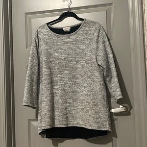 Grey sweater blouse. L